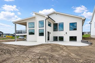 17303 Brookview Drive, Urbandale, IA 50263