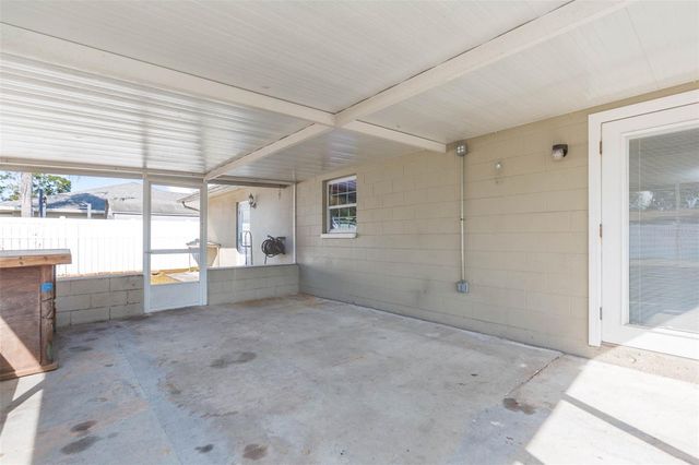 6710 MORNAY CIRCLE, Tampa, FL 33615