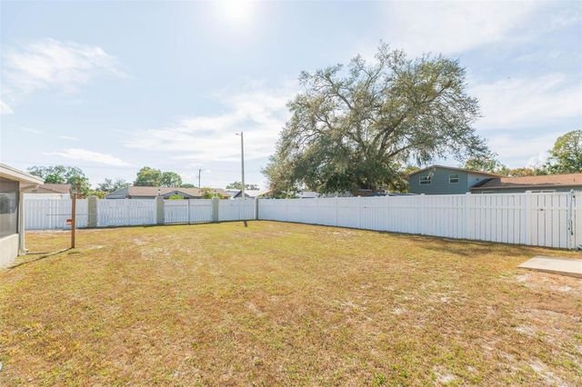 6710 MORNAY CIRCLE, Tampa, FL 33615