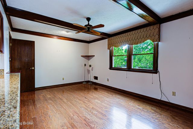 10216 Westwego Pl, Jeffersontown, KY 40299