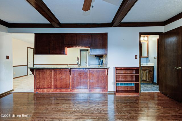 10216 Westwego Pl, Jeffersontown, KY 40299