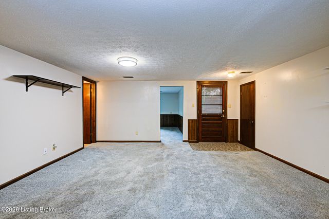10216 Westwego Pl, Jeffersontown, KY 40299