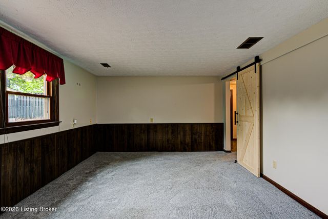 10216 Westwego Pl, Jeffersontown, KY 40299