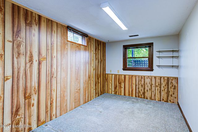 10216 Westwego Pl, Jeffersontown, KY 40299