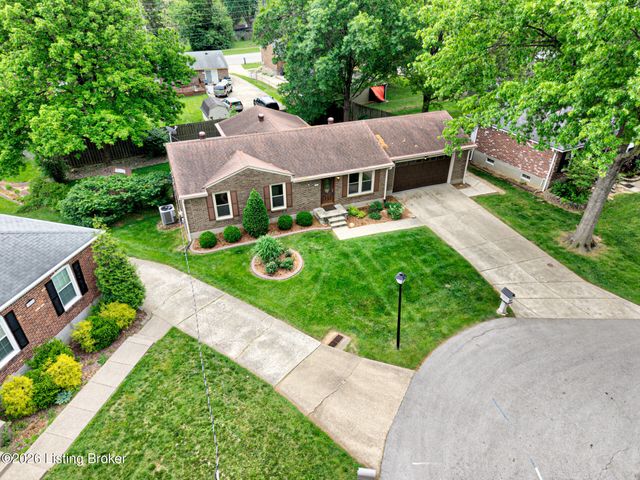 10216 Westwego Pl, Jeffersontown, KY 40299