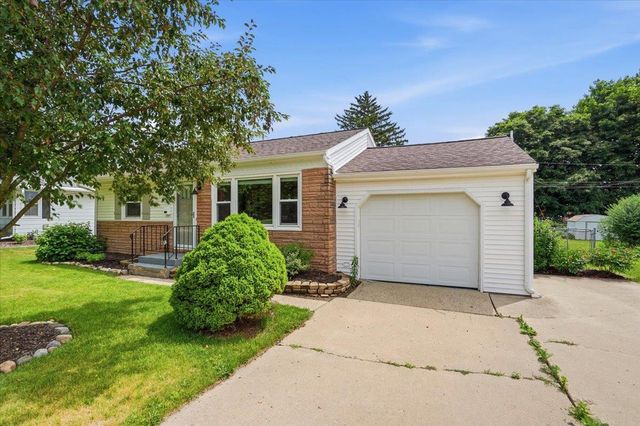 209 N Marietta Street, Verona, WI 53593