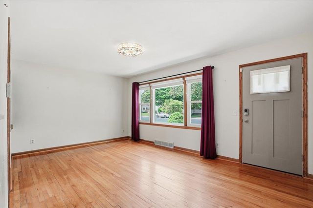 209 N Marietta Street, Verona, WI 53593