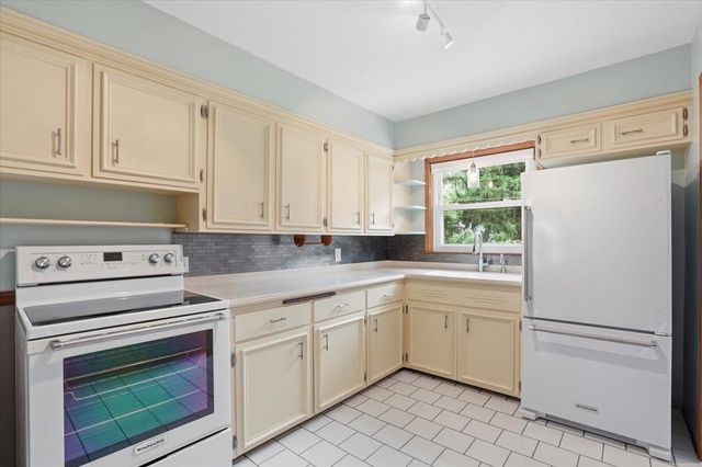 209 N Marietta Street, Verona, WI 53593
