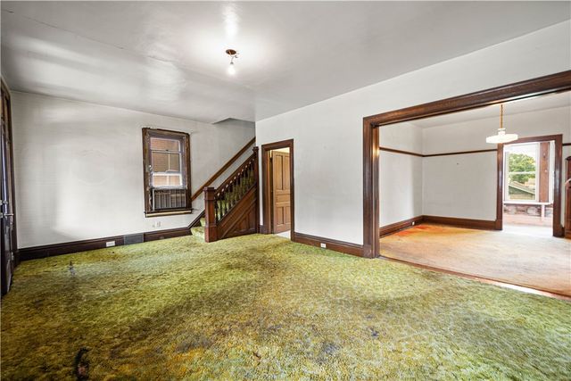 654 Orchard Ave, Bridgeville, PA 15017
