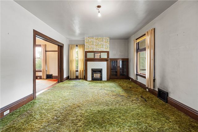 654 Orchard Ave, Bridgeville, PA 15017