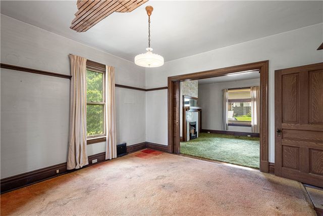 654 Orchard Ave, Bridgeville, PA 15017
