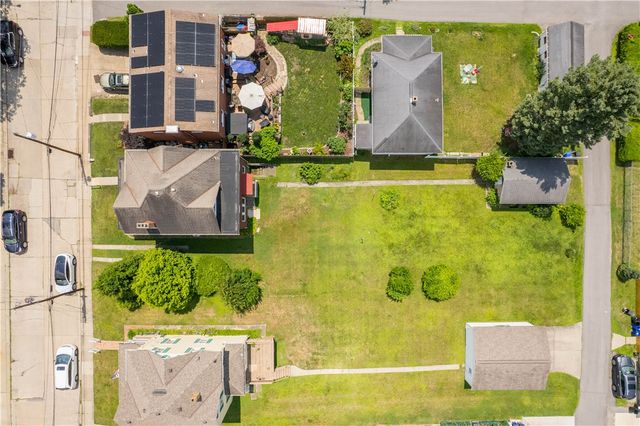 654 Orchard Ave, Bridgeville, PA 15017
