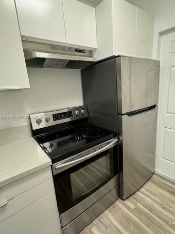 7925 West Dr 9, North Bay Village, FL 33141