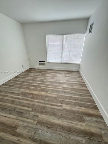 7925 West Dr 9, North Bay Village, FL 33141