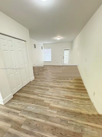 7925 West Dr 9, North Bay Village, FL 33141