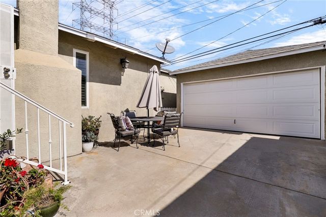 6475 Turnergrove Drive, Lakewood, CA 90713