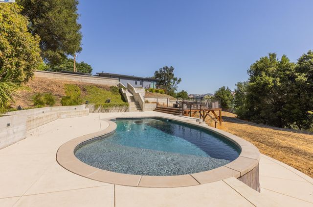 5 Sky Terrace, Danville, CA 94526