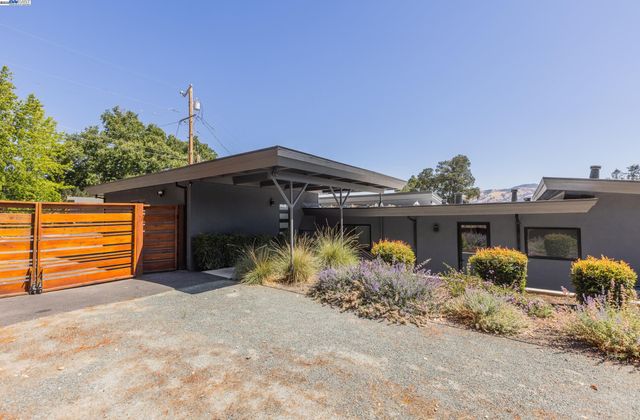 5 Sky Terrace, Danville, CA 94526