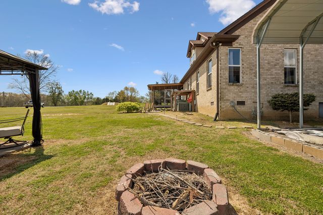 3128 31E Hwy, Bethpage, TN 37022