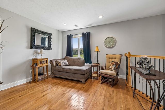 3128 31E Hwy, Bethpage, TN 37022