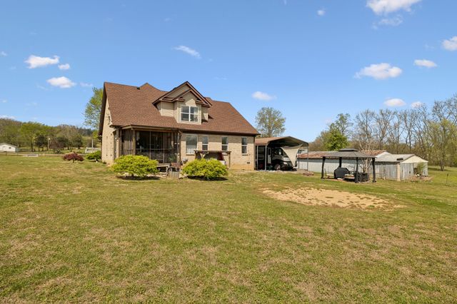 3128 31E Hwy, Bethpage, TN 37022