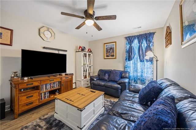 911 Townsend Road, Raeford, NC 28376