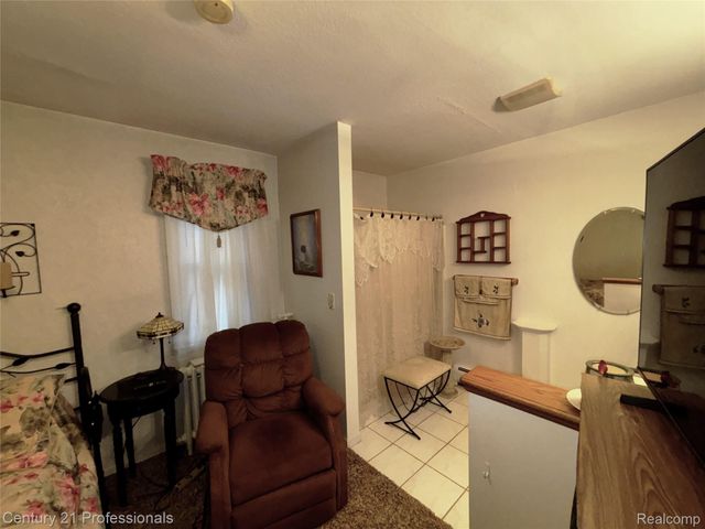 19435 Angling Street, Livonia, MI 48152