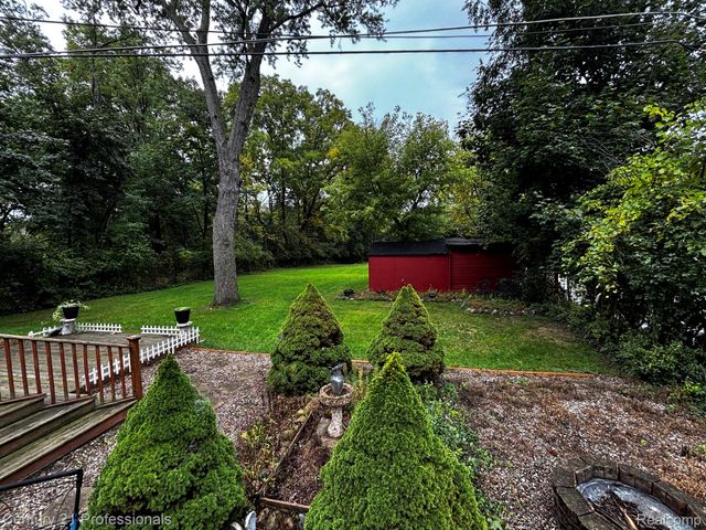 19435 Angling Street, Livonia, MI 48152