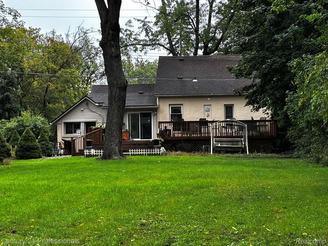 19435 Angling Street, Livonia, MI 48152