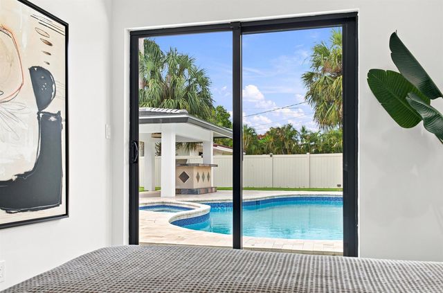 1619 Bayview Drive, Fort Lauderdale, FL 33305