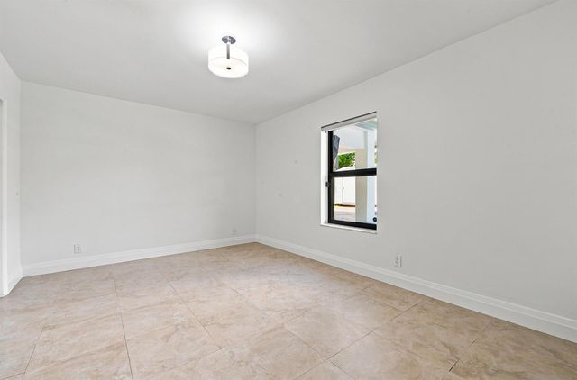 1619 Bayview Drive, Fort Lauderdale, FL 33305