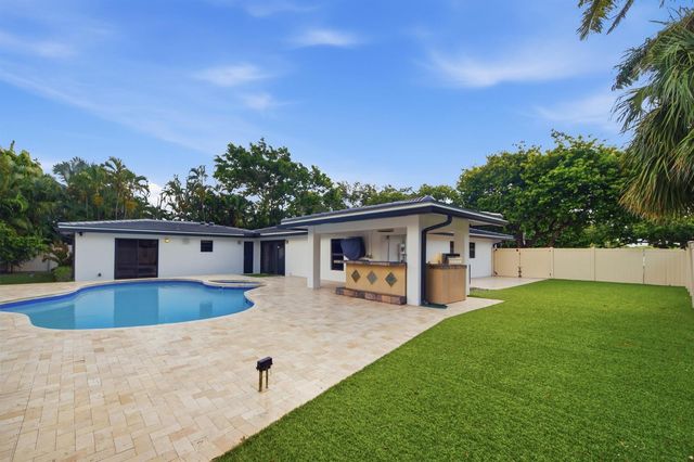 1619 Bayview Drive, Fort Lauderdale, FL 33305