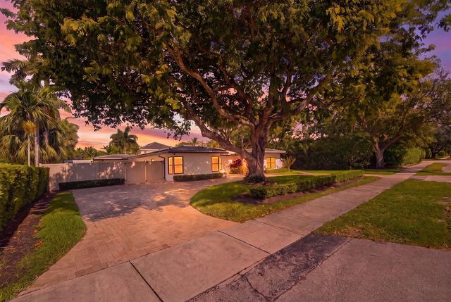 1619 Bayview Drive, Fort Lauderdale, FL 33305