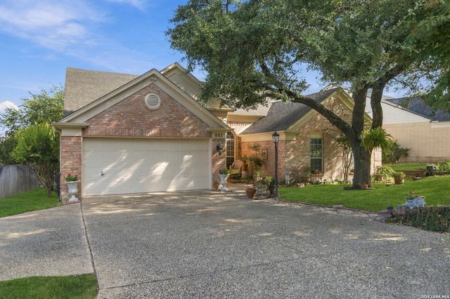 927 Lightstone Dr, San Antonio, TX 78258