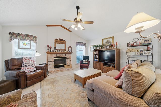 927 Lightstone Dr, San Antonio, TX 78258