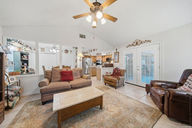 927 Lightstone Dr, San Antonio, TX 78258