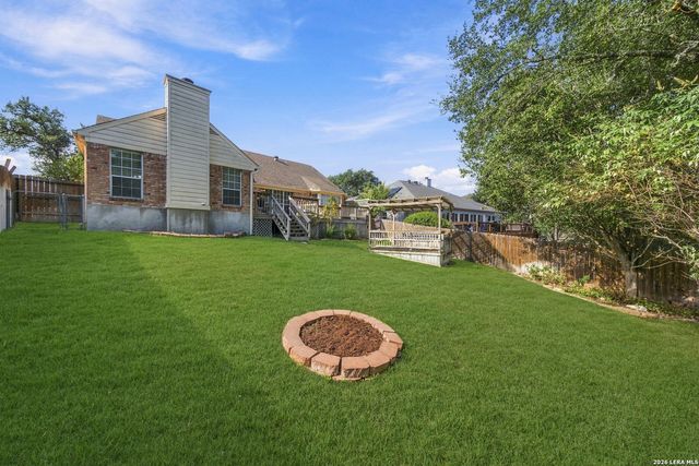 927 Lightstone Dr, San Antonio, TX 78258