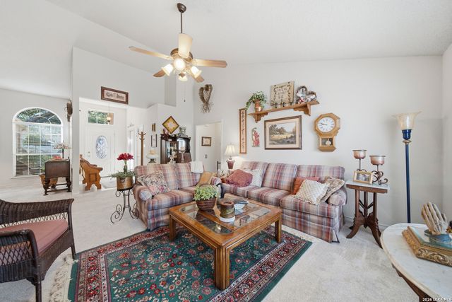 927 Lightstone Dr, San Antonio, TX 78258