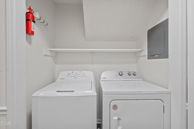 3404 Surry Hill Lane, Apex, NC 27539