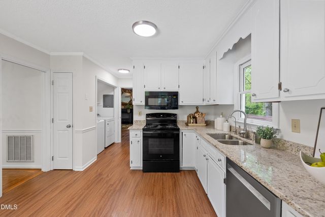 3404 Surry Hill Lane, Apex, NC 27539