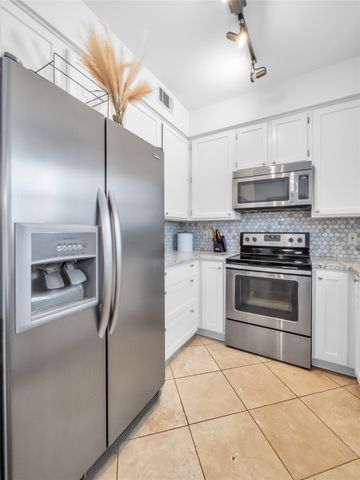 4402 Holland Avenue 103, Dallas, TX 75219