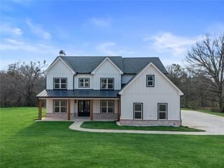 105 River Meadow Lane, Social Circle, GA 30025