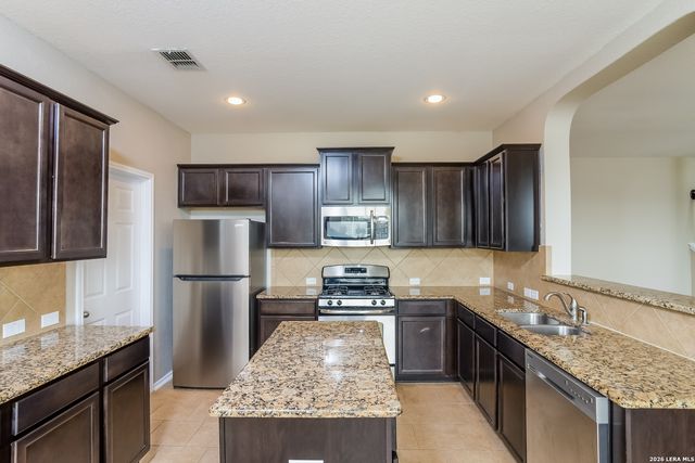 7052 CONROE ML, San Antonio, TX 78253