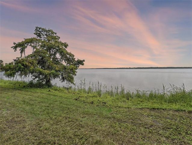 6048 UNA DRIVE, Sanford, FL 32773