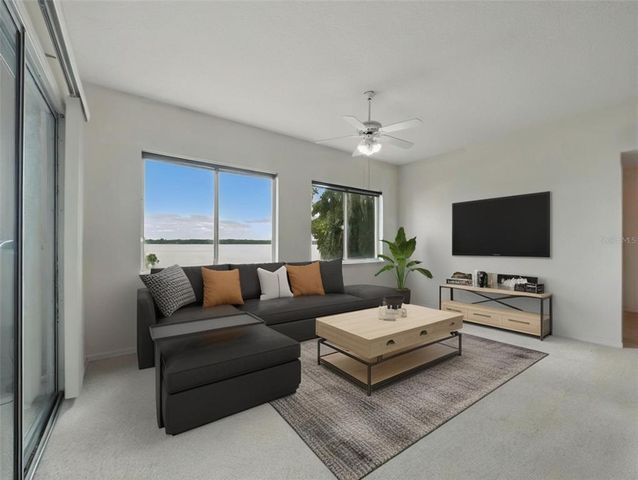 6048 UNA DRIVE, Sanford, FL 32773