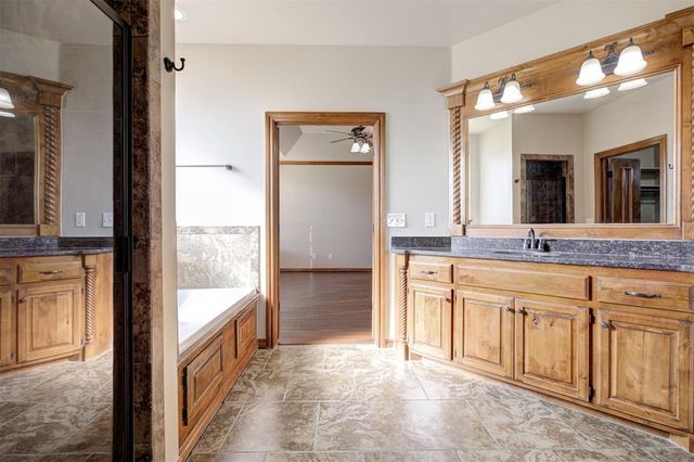15900 SW 25th Street, El Reno, OK 73036