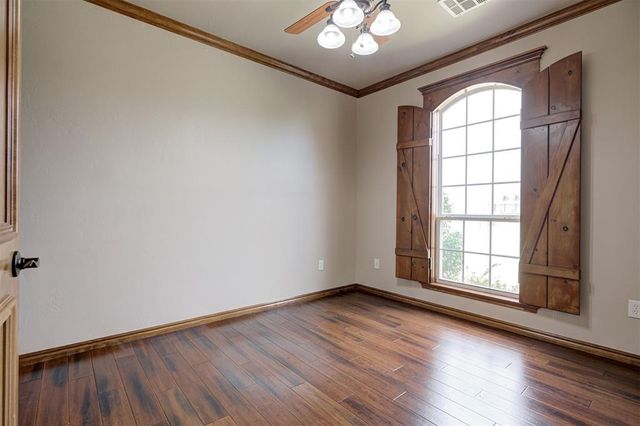 15900 SW 25th Street, El Reno, OK 73036