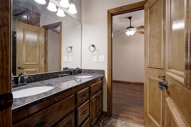15900 SW 25th Street, El Reno, OK 73036