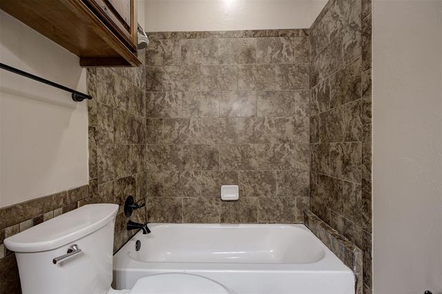 15900 SW 25th Street, El Reno, OK 73036