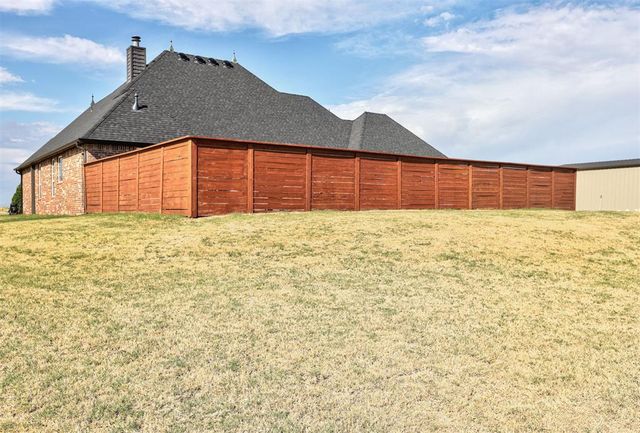 15900 SW 25th Street, El Reno, OK 73036